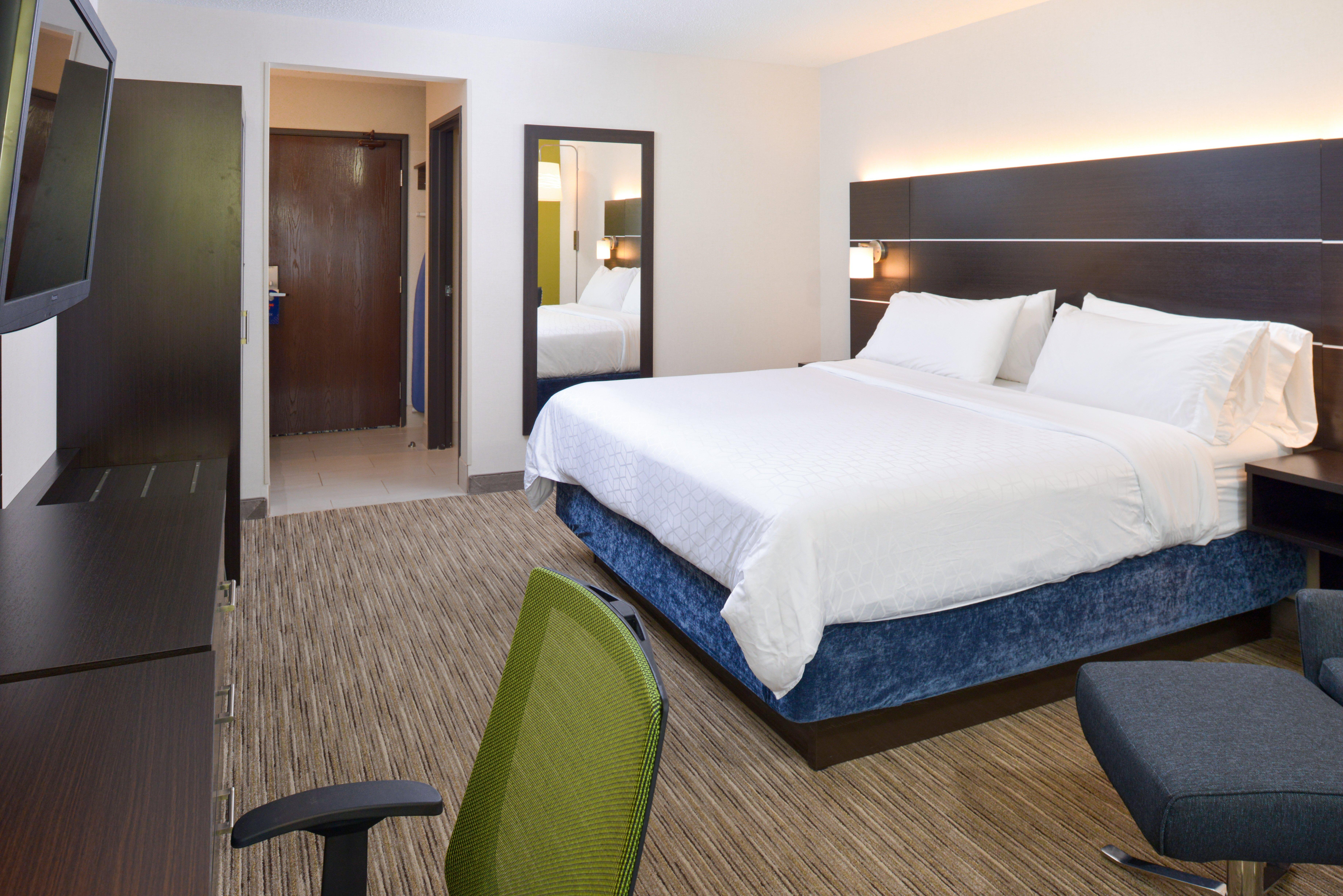 Holiday Inn Express Wixom By Ihg Bagian luar foto
