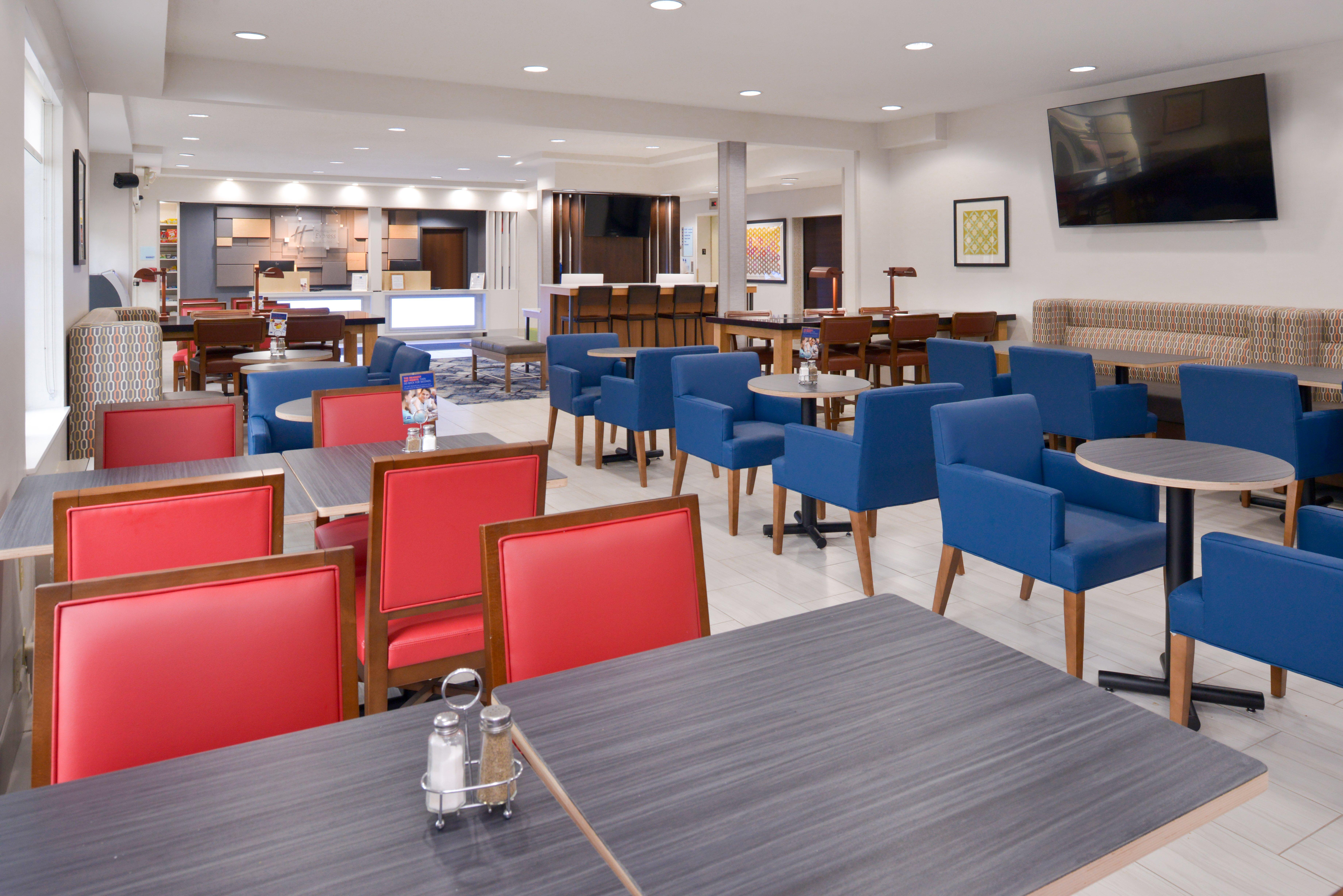 Holiday Inn Express Wixom By Ihg Bagian luar foto