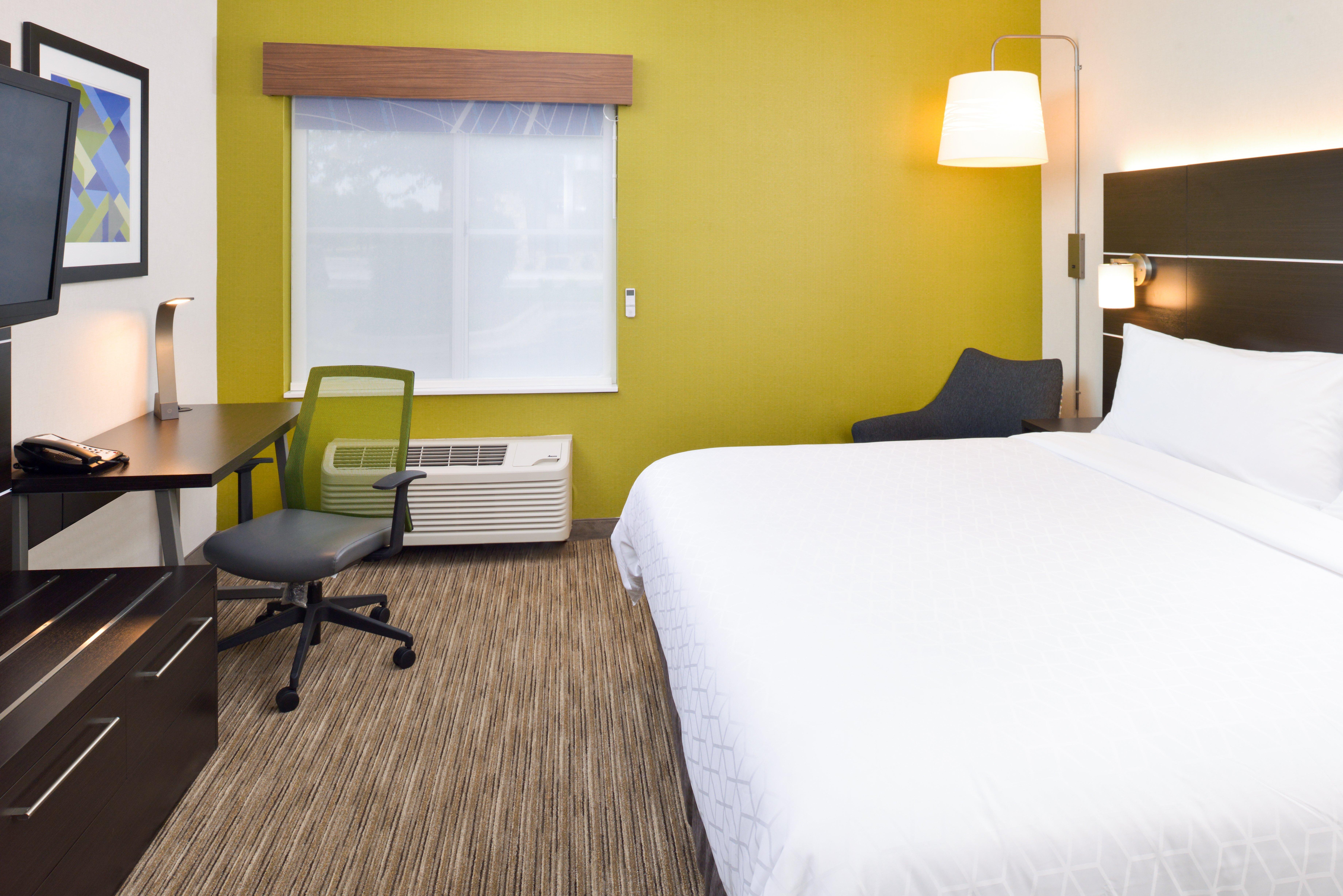 Holiday Inn Express Wixom By Ihg Bagian luar foto