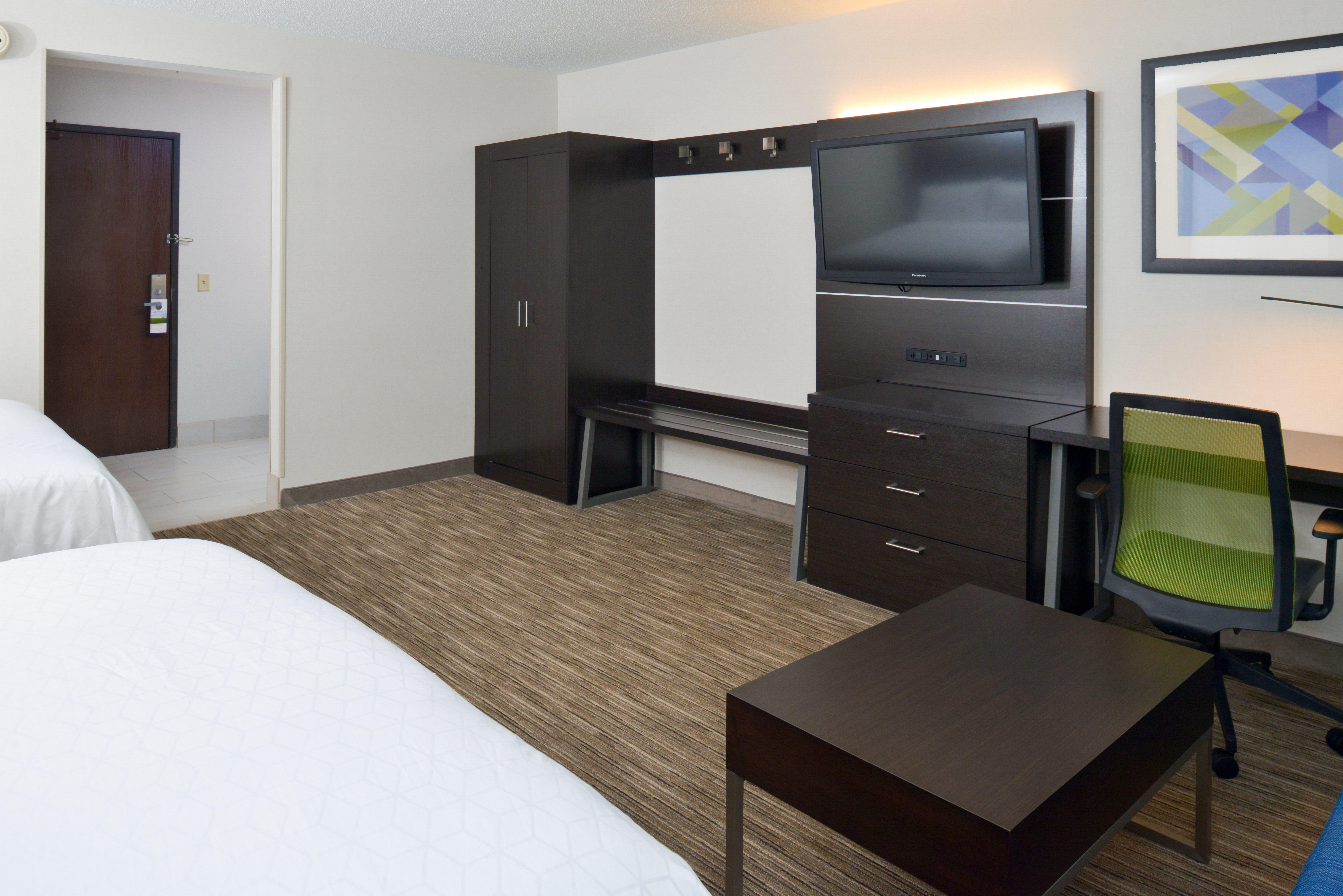 Holiday Inn Express Wixom By Ihg Bagian luar foto