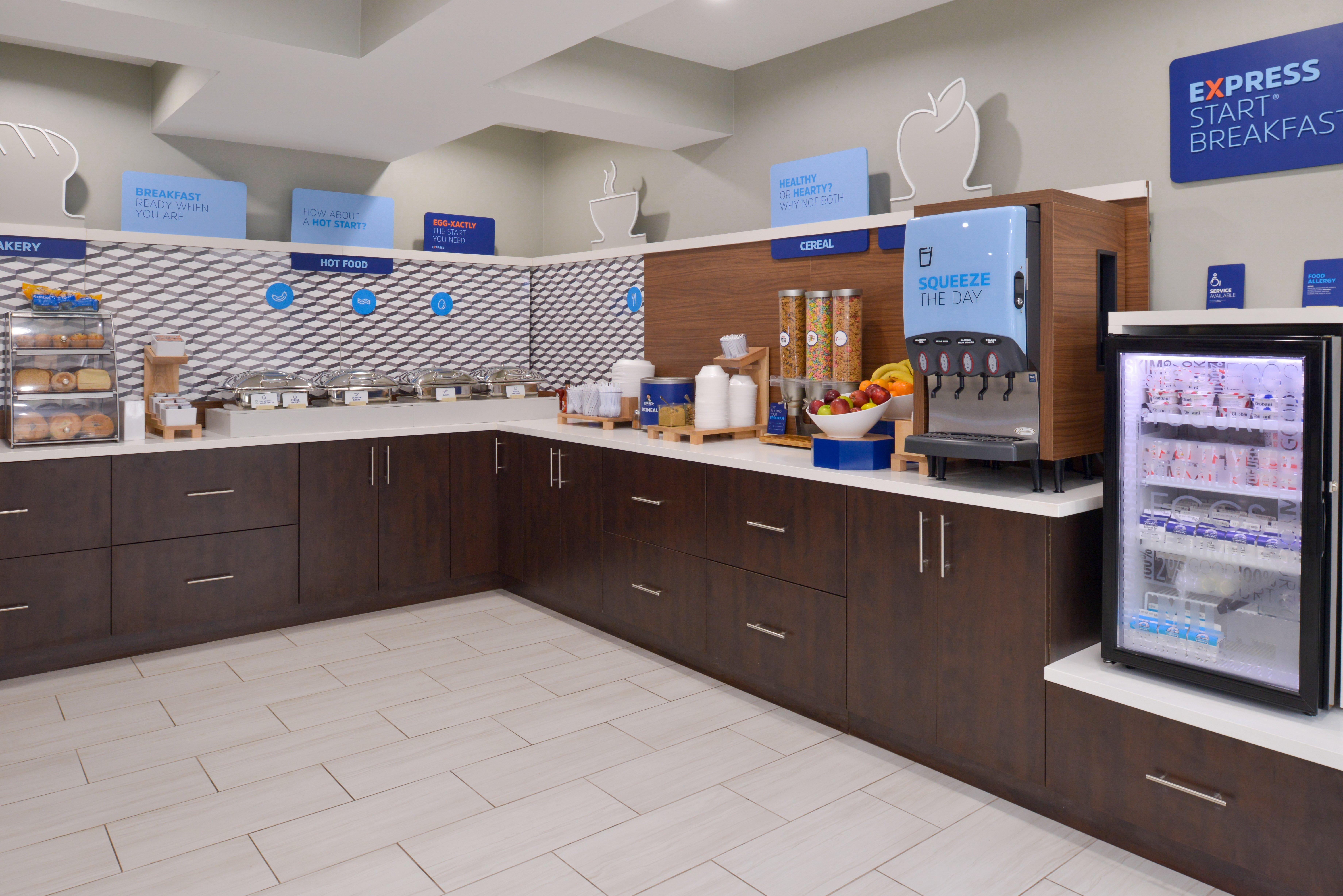 Holiday Inn Express Wixom By Ihg Bagian luar foto